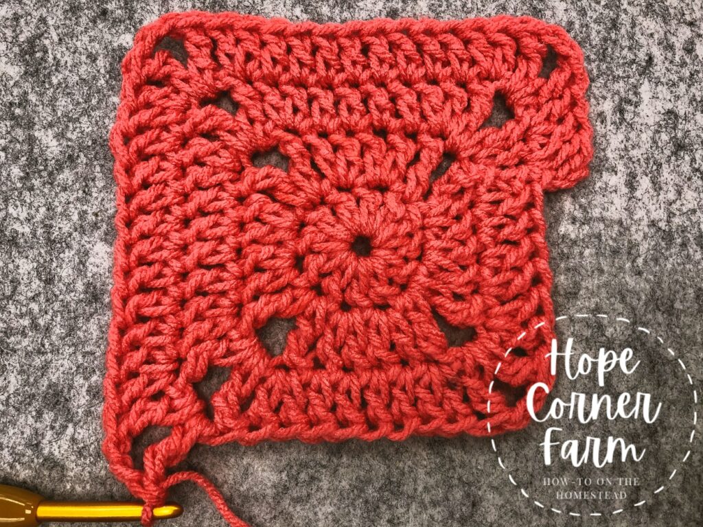 Quick and Easy Modern Crochet Granny Square - Hope Corner Farm