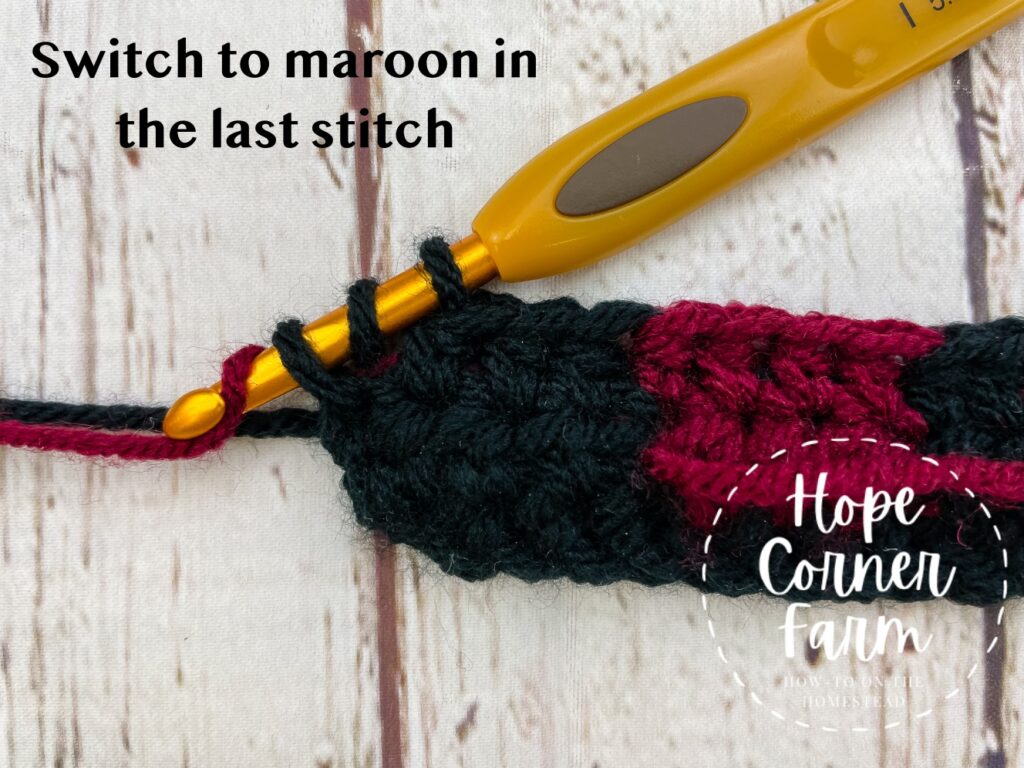 how to switch colors in the crochet buffalo plaid twist headband