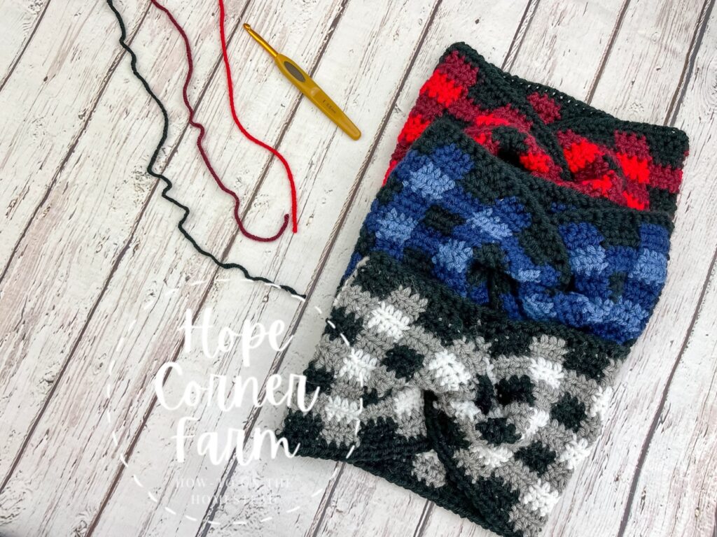 crochet buffalo plaid twist headband free pattern