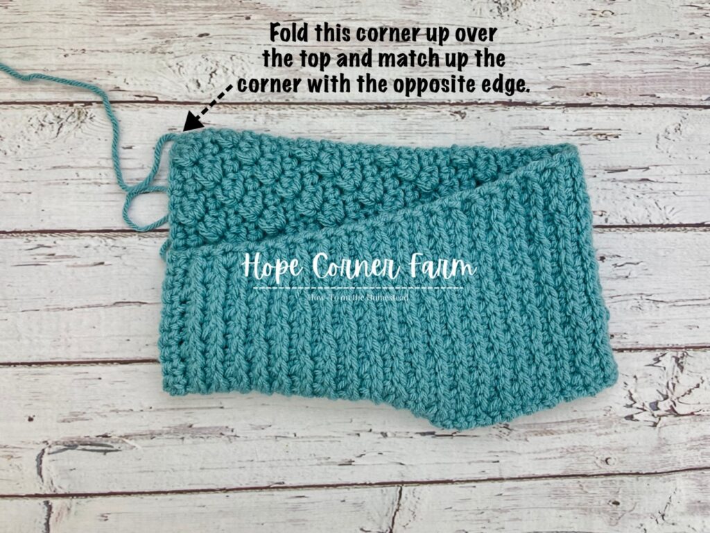 how to fold a twist crochet headband