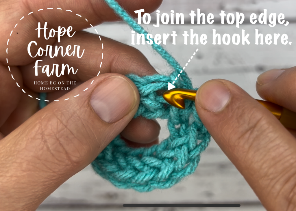 What crochet stitch to join the top of the foundation single crochet