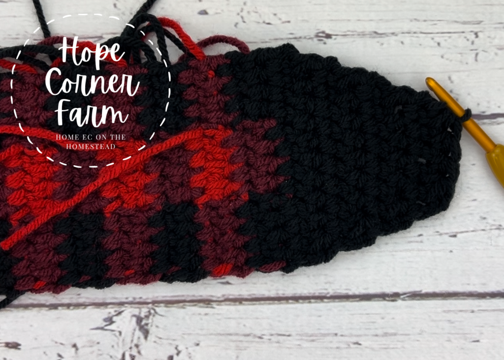 Creating the end of the crochet headband