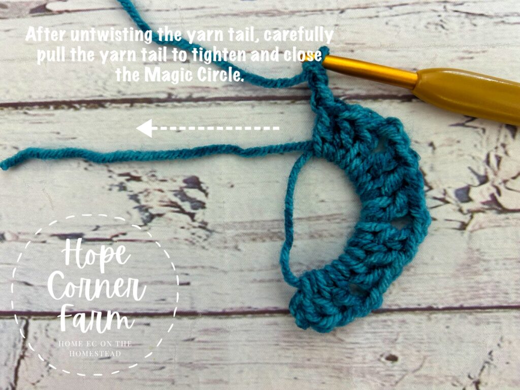 Pull the yarn tail to close the circle