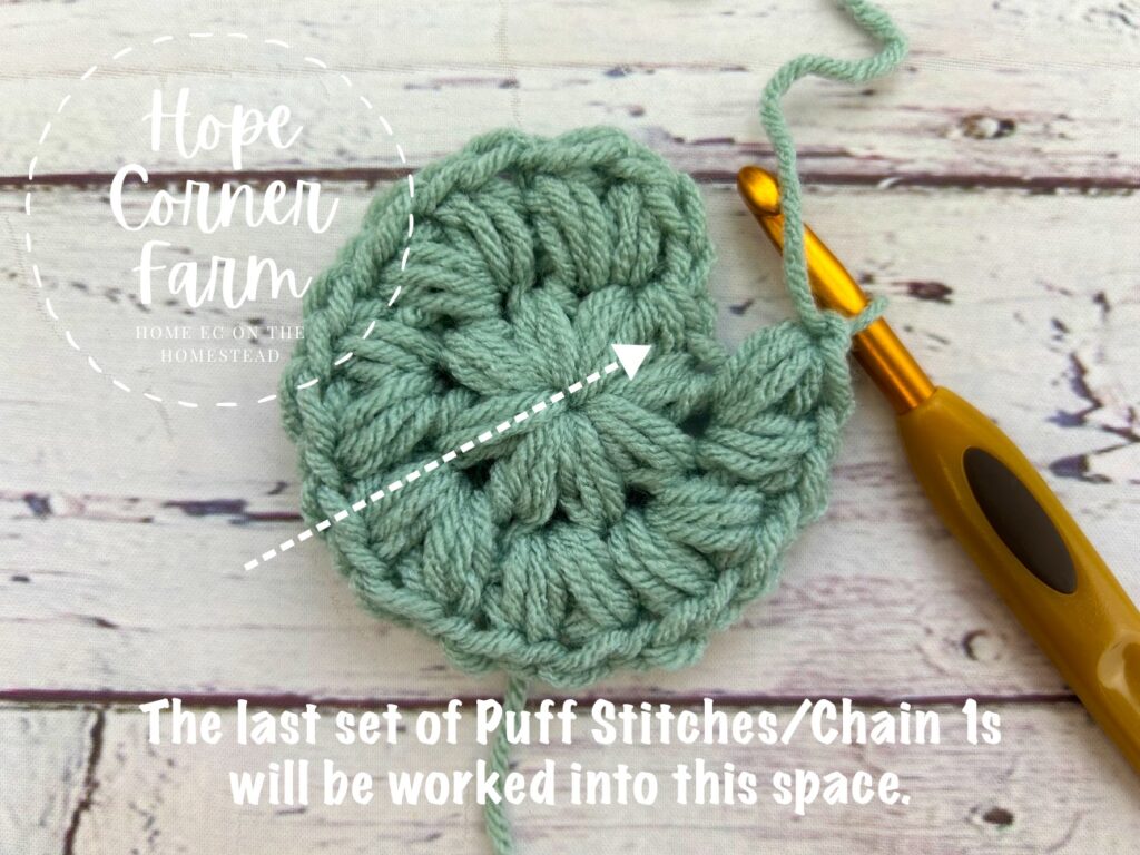 Where to place the last crochet stitches for round 2