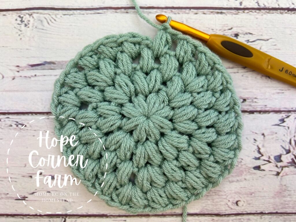 working crochet stitches around